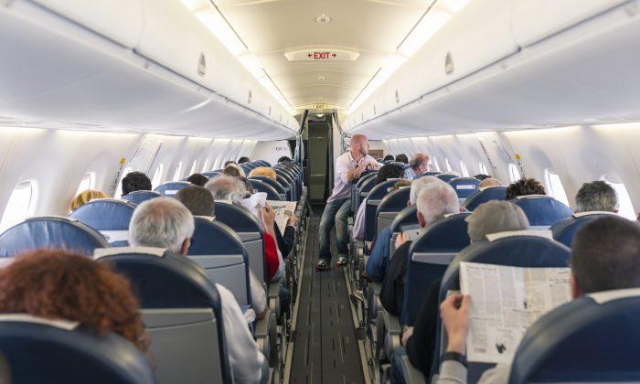 Shocking: How Flu Particles Spreads After Sneezing on an Airplane
