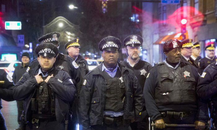 To Rebuild Trust, Chicago Police Recruit More Minorities