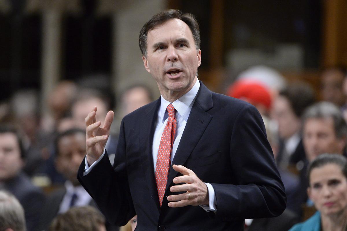 Morneau ‘Deadly Serious’ That Rushing to Balance Budget Would Trigger Recession