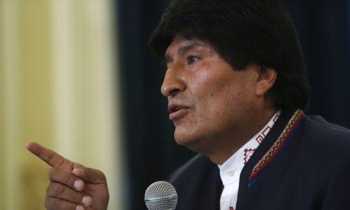 Morales Grudgingly Accepts Referendum Defeat in Bolivia