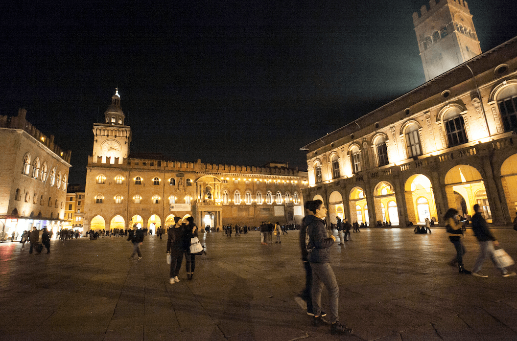 Piazza Maggiore in Bologna, Italy. (Channaly Philipp/Epoch Times)
