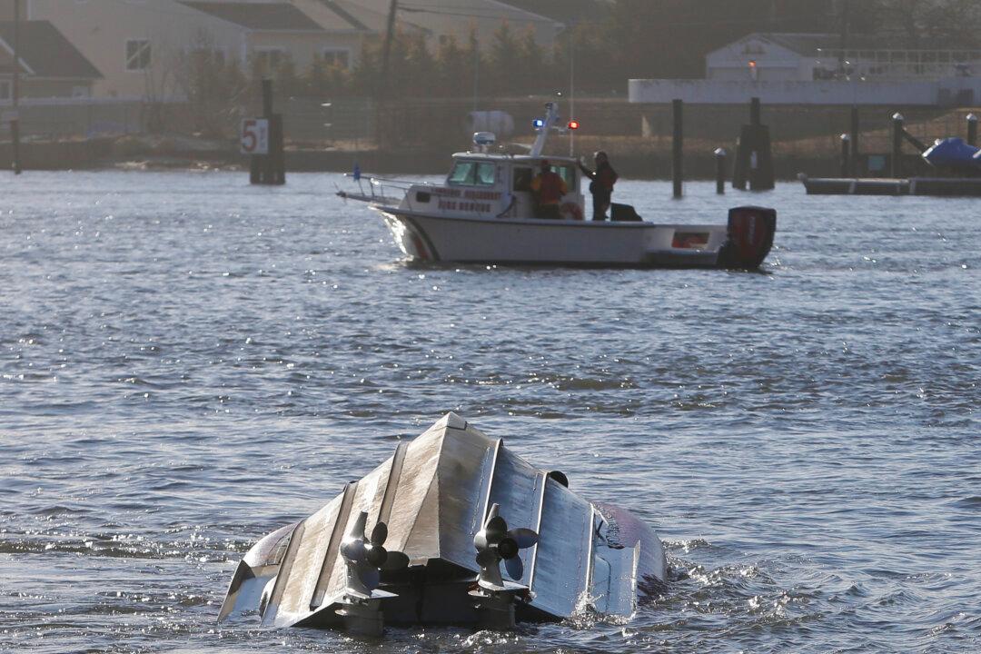 Coast Guard Boat Flips During Rescue; Crew Swims to Safety