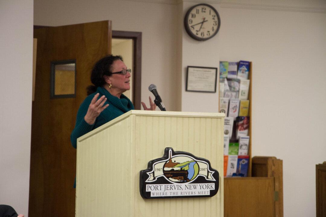 Port Residents Bring Ideas for Increasing Home Ownership