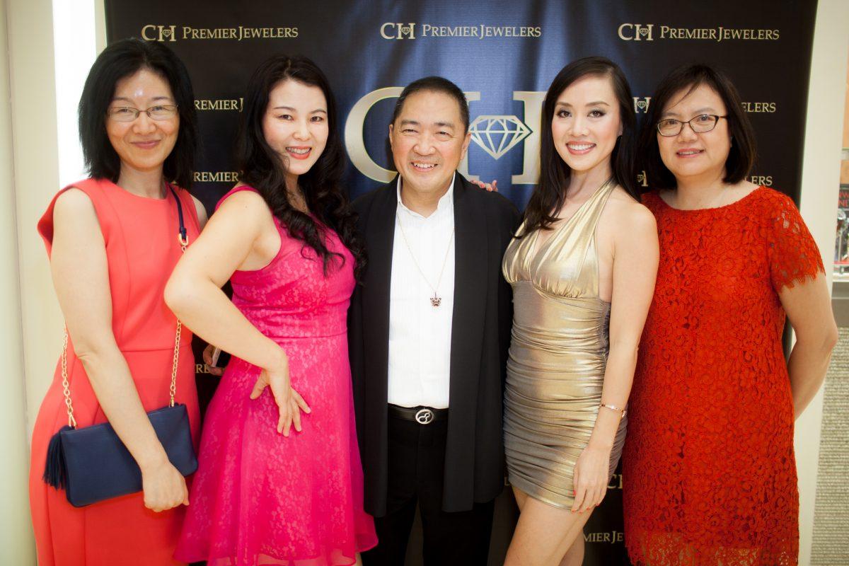 Qeelin co-founder Dennis Chan (C); Pamela Tsai, Global Director of Marketing of Epoch Media Group (L); Kim Heng, Director of International Operations of Deleon Realty (2nd left); Dianna Chung from Boyer Communications Group (2nd right); and Ellen Wang, Managing Director of Elite magazine pose during the unveiling of Qeelin Collections and Chinese New Year Festivities at CH Premier Jewelers in the Westfield Shopping Center in Santa Clara, Calif., on Feb. 20. (Christian Lambert for Epoch Times)
