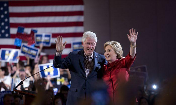 With Big Win, Clinton Heads to Super Tuesday With Momentum
