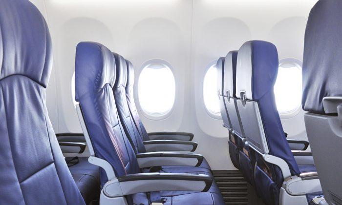 Man Triggers Debate After Charging Obese Passenger $150 to Sit Next to Him on Flight