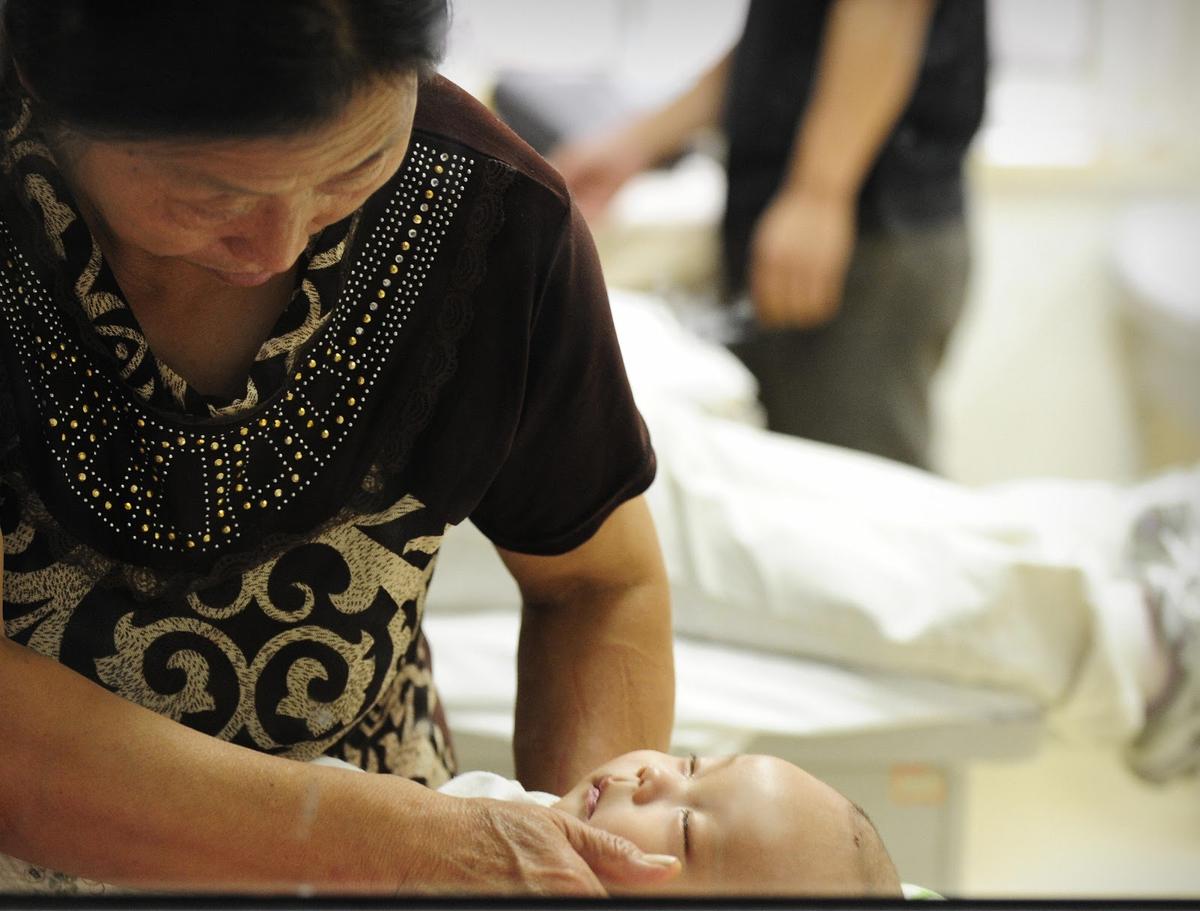 Chinese Grandmother Trying to ‘Cure’ Baby Accidentally Feeds Her Heroin Formula