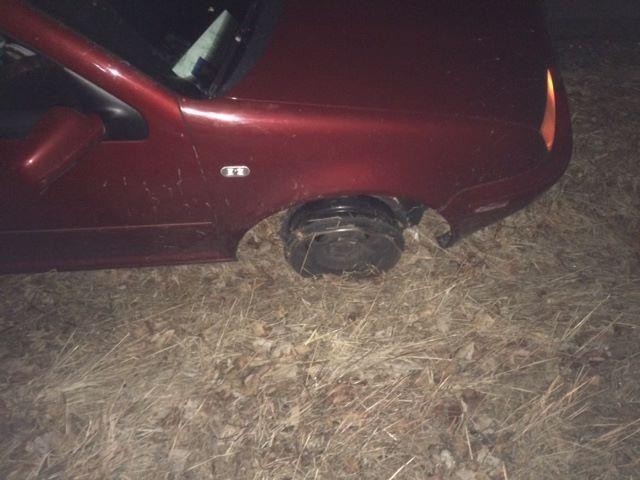 Chief Catches Woman Driving on 3 Tires, With Sparks Flying