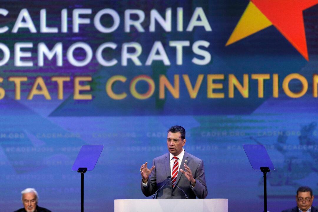 Automatic Voter Registration Takes Hold on West Coast