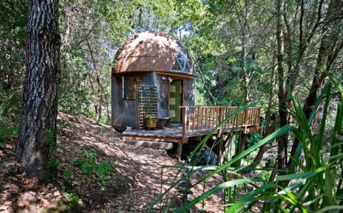 This Small Cabin in California Is Airbnb’s Most Popular Rental