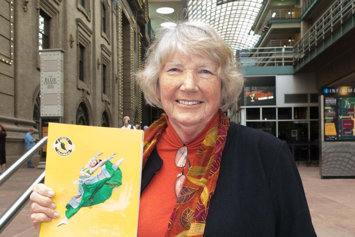 Journalist Sees Hope for Freedom in Shen Yun