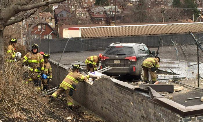 Vehicle Crash-Lands on Roof of Pittsburgh Supermarket