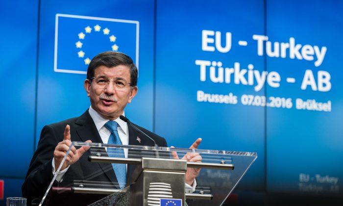 EU, Turkey Hope to Get Breakthrough Migrant Deal by March 17