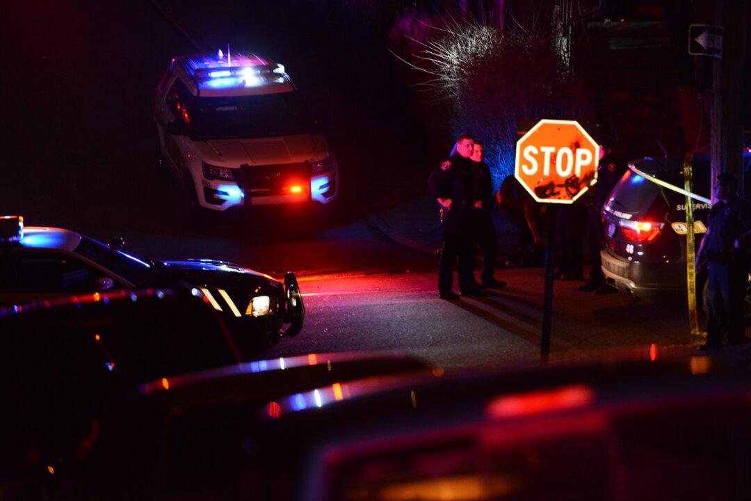 Police: 5 Dead, 3 Injured in Pennsylvania Shooting