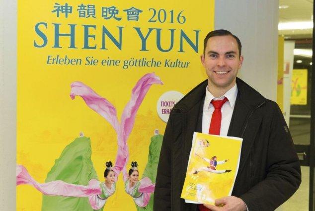 Former Dancer: ‘Shen Yun dancers show perfection at its best’