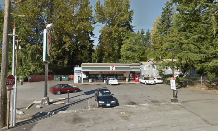 Washington Man With Concealed Carry Permit Stops Hatchet Attack at 7-Eleven