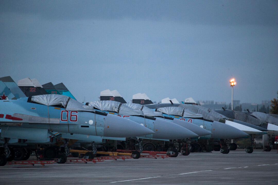 Moscow Says Russian Warplanes Have Started to Leave Syria