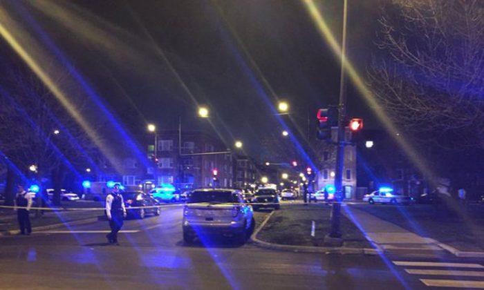 Chicago Police Officer Shot by Man Acting ‘Erratically’