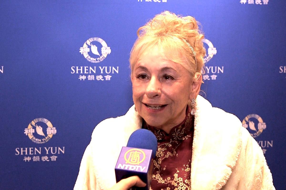 Singer Sheds ‘Tears of Joy’ While Recalling Shen Yun