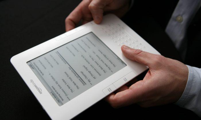 Update Your Kindle Before Tuesday or You'll Get Knocked Offline