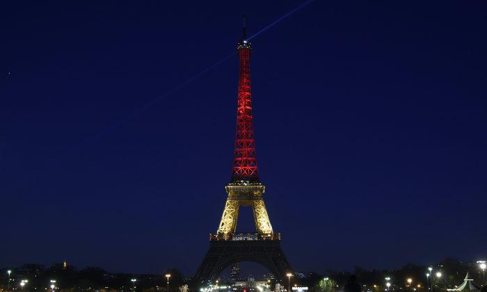 ISIS Poll: What Colors Should the Eiffel Tower Turn to Next?
