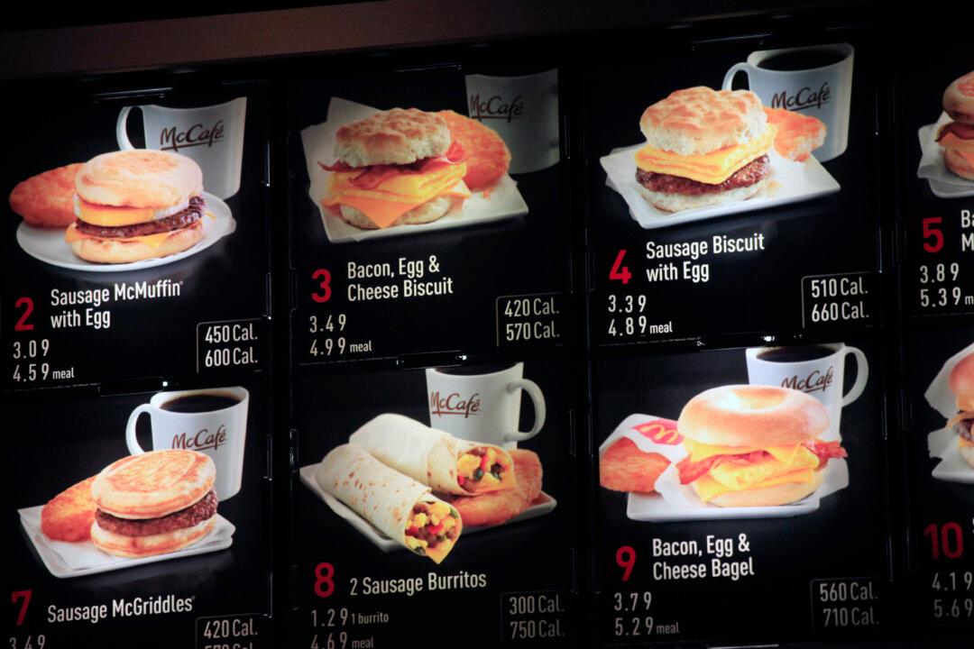 Looking for Calorie Labels on Menus? Not Until 2017