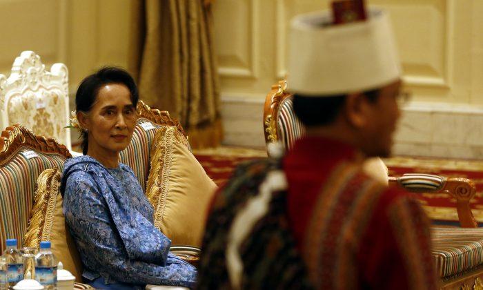 Burmese Leader Aung San Suu Kyi Says Terrorism a Threat to Wider Region