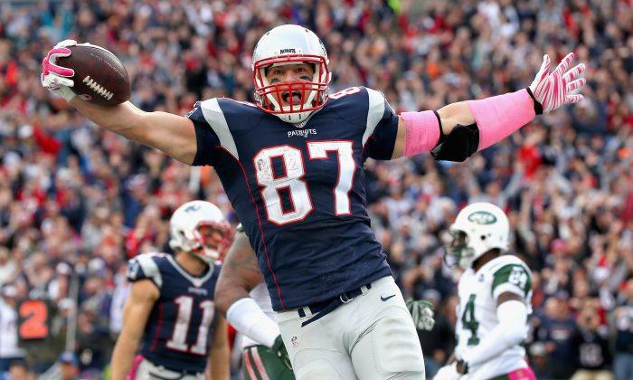 New Photo Of Rob Gronkowski Suggests He’s Retired