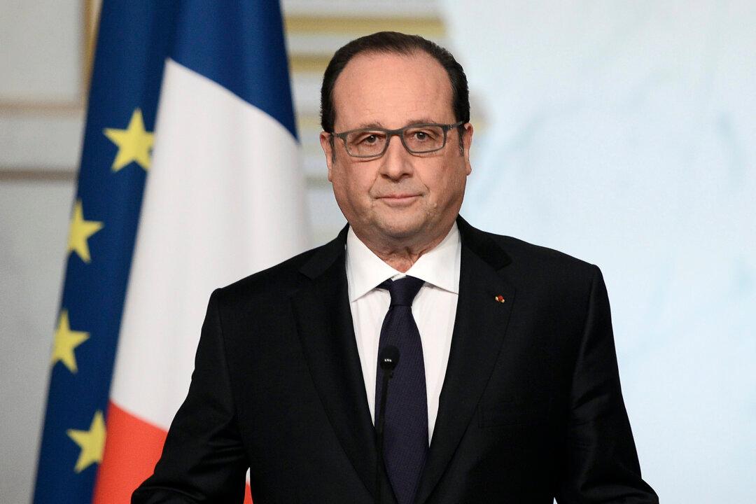 French Leader Abandons Plan to Strengthen State of Emergency