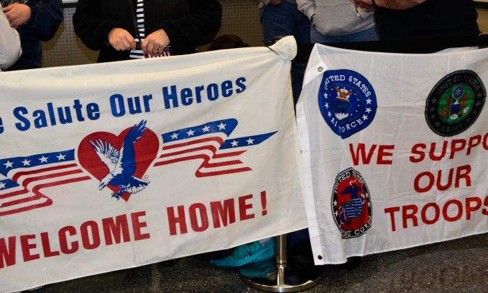 Honor Flight #11 Receives Warm Welcome Home