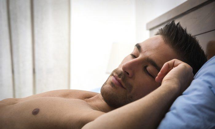 Hacking Your Sleep 101: 9 Tips For Better Gains
