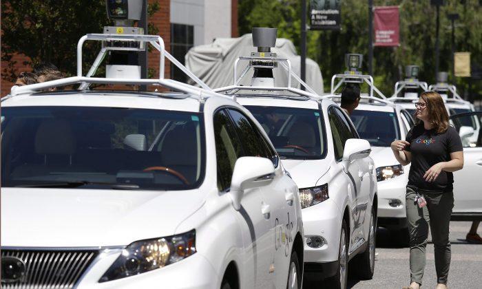 Driverless Cars: Automakers, Government Regulators, Face Ethical Dilemma