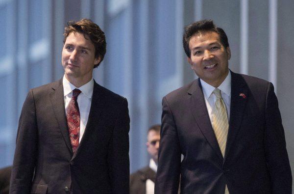 Prime Minister Justin Trudeau with then-Chinese Ambassador to Canada Luo Zhaohui in Ottawa on Jan. 27, 2016. (The Canadian Press/Justin Tang)
