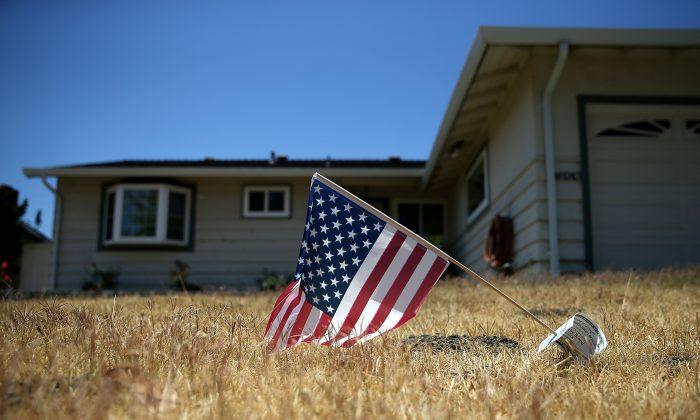 Veteran’s Family Nearly Evicted Over Displaying American Flag