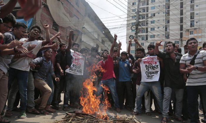 Student Opponent of Radical Islam Slain on Bangladesh Street