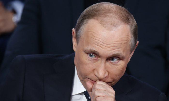 Putin Says Panama Papers Part of US Plot to Weaken Russia