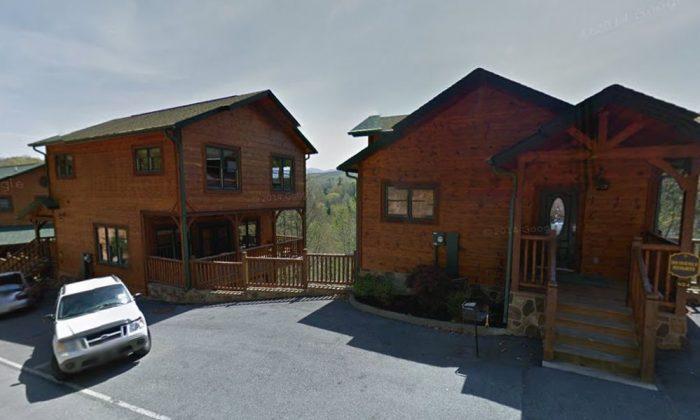 2 People Found Dead in a Hot Tub in Tennessee