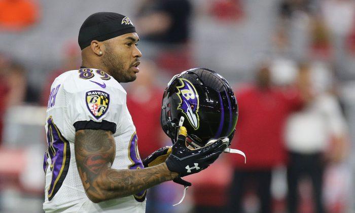 NFL Player Steve Smith Sr. Asks Autistic North Carolina Teen to Prom
