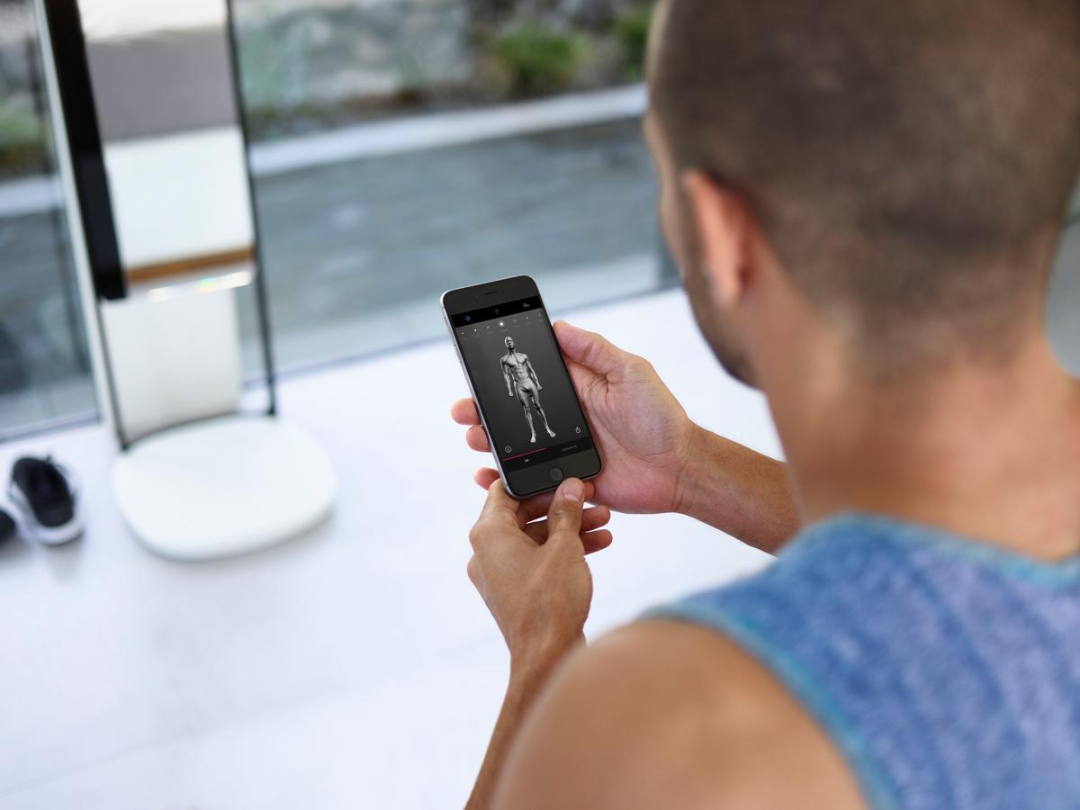 New Smart Mirror Takes a 3D Body Scan and Tracks Fitness