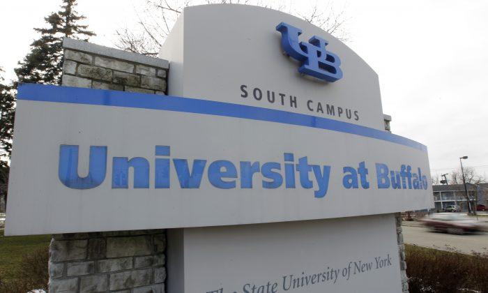 University Mistakenly Sends Acceptance Emails to Thousands of Students