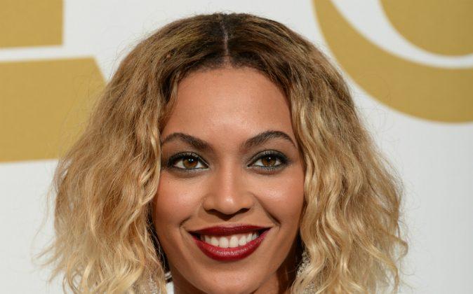 Sweet! Beyonce Teases Fans With Full ‘Lemonade’ Trailer