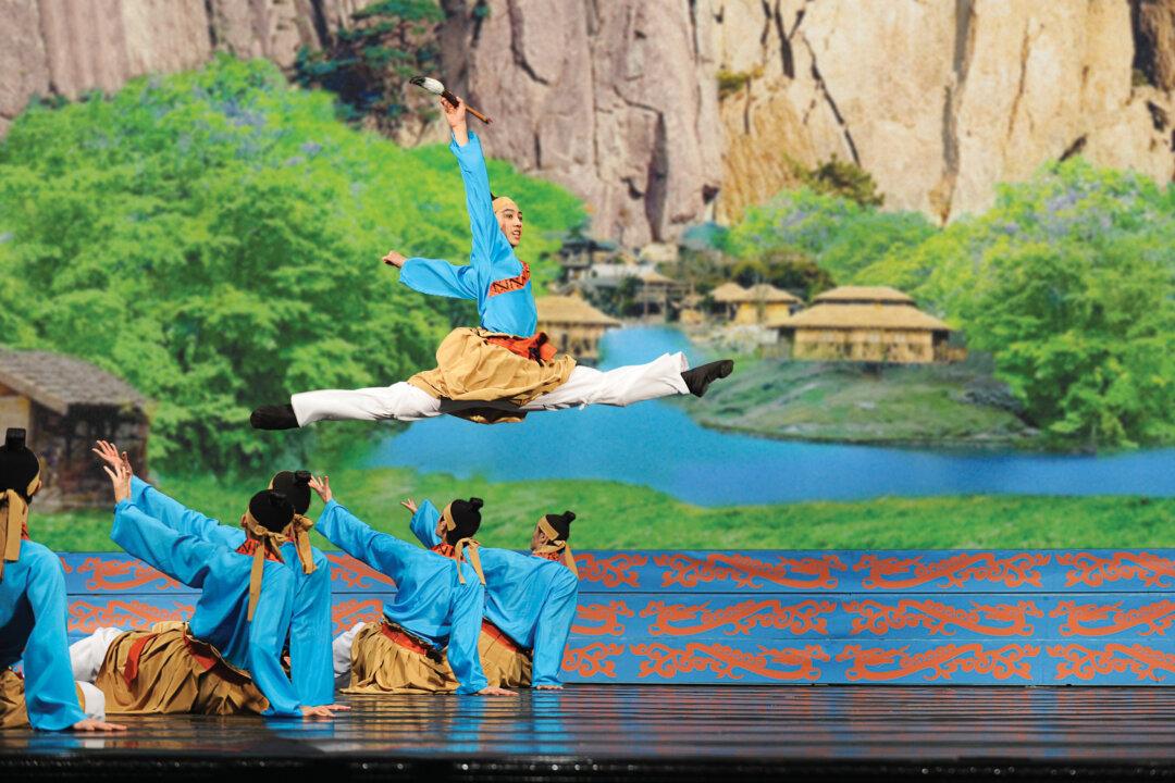 Korean Court Says Shen Yun Show Must Go On in Seoul