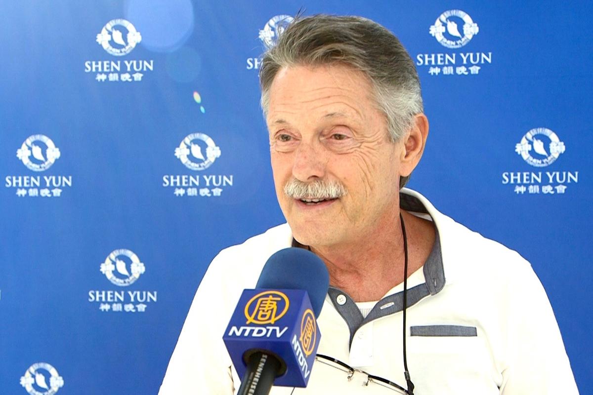 Art Donor Feels ‘God in Action’ in Shen Yun’s Performance