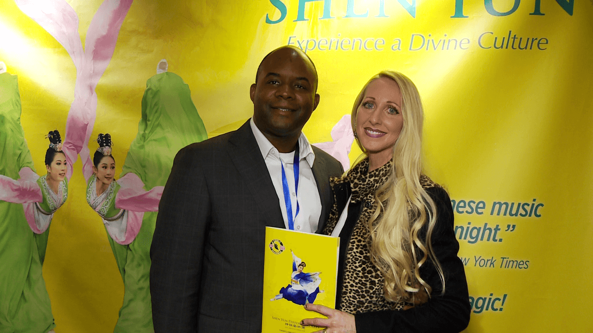 Shen Yun Brings Universal Message, Says Author
