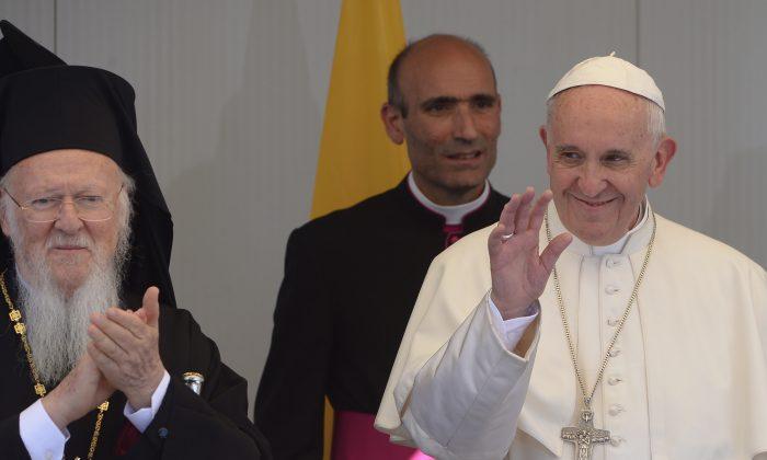 Pair of Christian Refugees Promised Refuge by Pope Passed Over for Muslims Instead