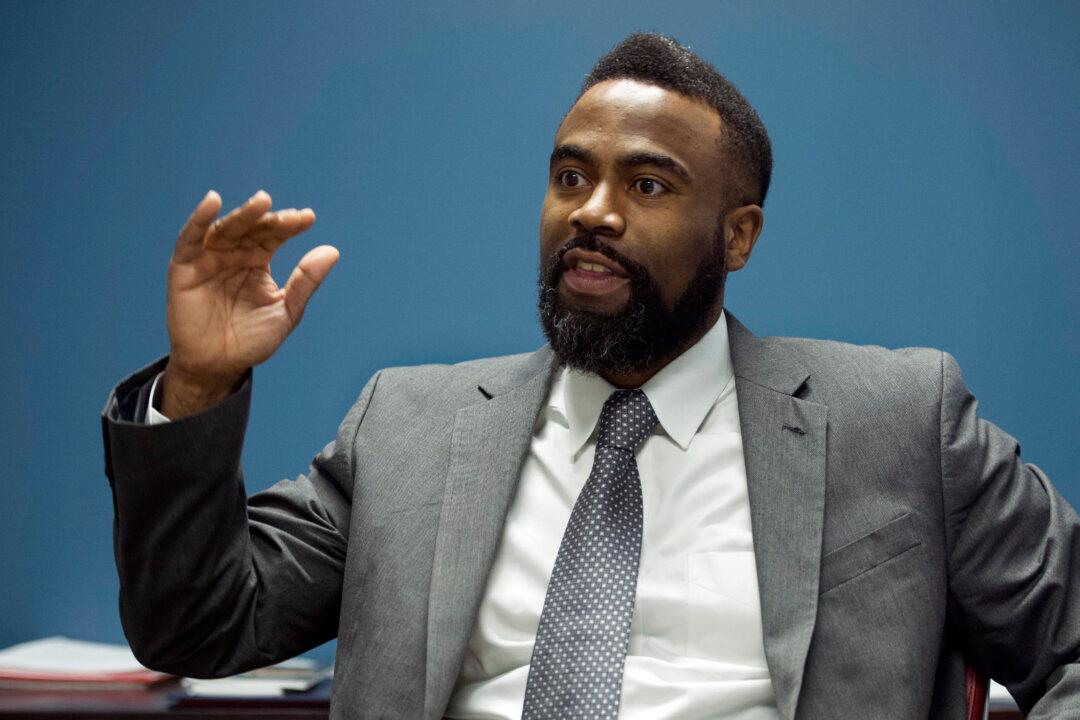 Public Face of US Re-entry Effort Speaks From Own Experience