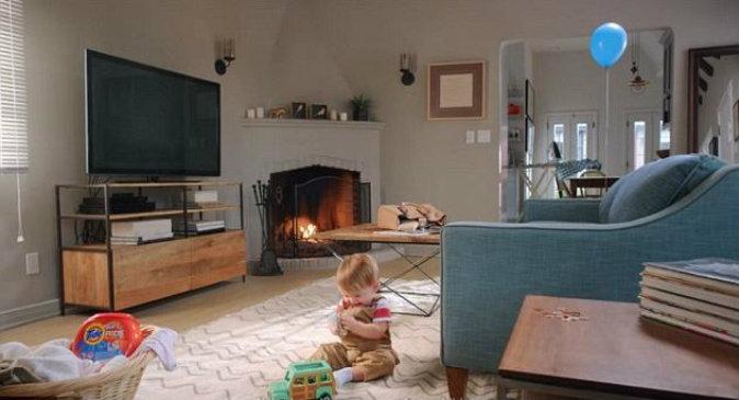 11 Things in This Picture Could Seriously Harm the Child on the Floor. How Many Can You Spot?