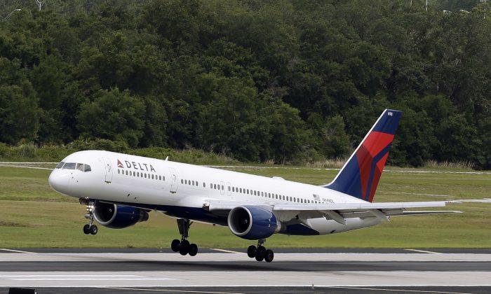 Delta Bans Rude Pro-Trump Passenger for Life, Gives Refunds