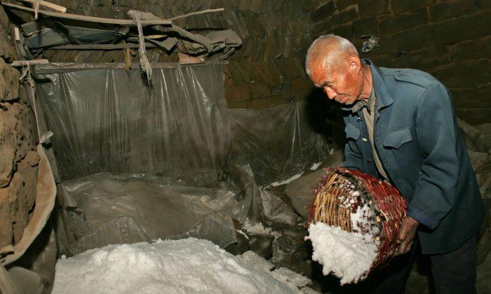 How China’s Cancer-Inducing Industrial Salt Ends Up on Dinner Tables