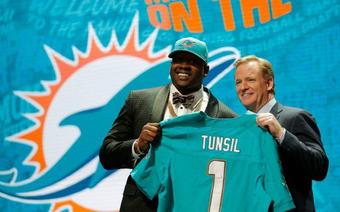 Laremy Tunsil Social Media Accounts Hacked on NFL Draft Night; Loses Millions
